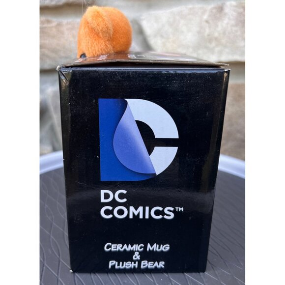 DC Comics Cuddle Cups 4" Ceramic Mug with Superman's Face & Plush Bear - Picture 3 of 8